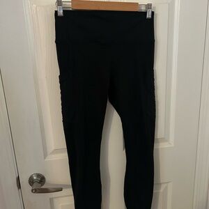 Fabletics power hold leggings with pockets